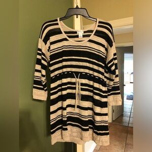 Motherhood maternity knit top size L